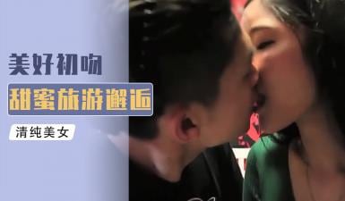 异国他乡与人妖小月陷入爱情，怎样啪啪啪？.